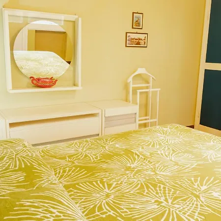 One Step From The - Italian Homing Apartment Sirmione
